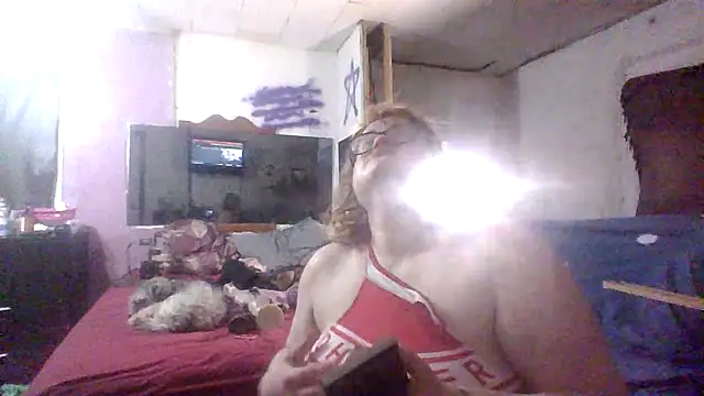 Snapshot of Sweetexibition chatting on 03.08.25 Sweetexibition online show from 03.08.25