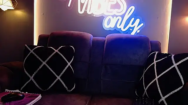 LOLIITA  LOVE online show from 02.20.25