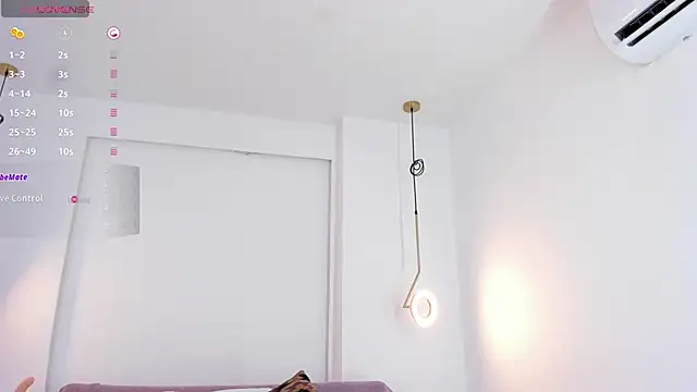 Snapshot of _huge_boobs_ebony chatting on 02.02.25 huge boobs ebony online show from 02.02.25