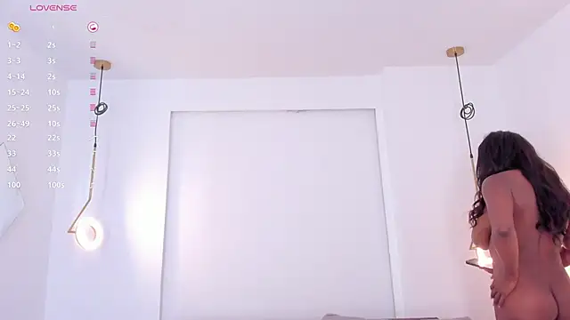 Snapshot of _huge_boobs_ebony chatting on 03.18.25 huge boobs ebony online show from 03.18.25