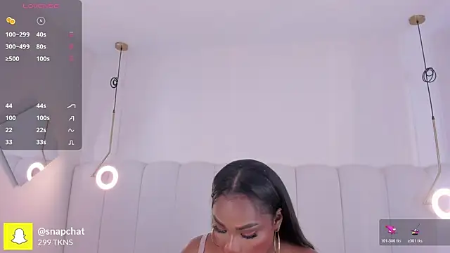 Snapshot of _huge_boobs_ebony chatting on 10.18.25 huge boobs ebony online show from 10.18.25