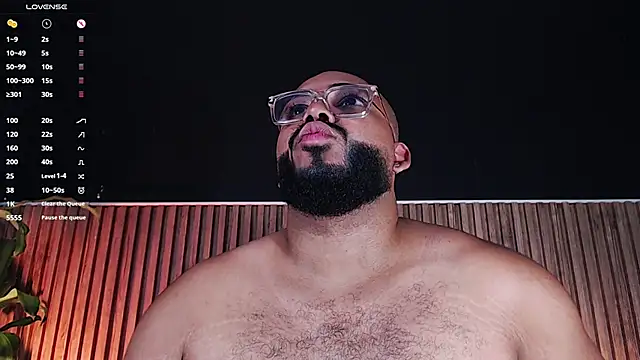 DilanJonnes  online show from 03.18.25