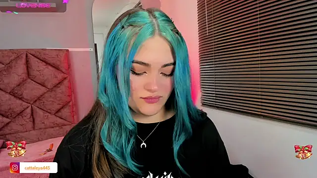 cattaleya    online show from 12.13.24