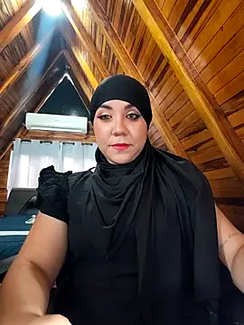 AmbarBurhan online show from 12.16.25