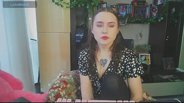 Aurora workerr online show from 04.17.26