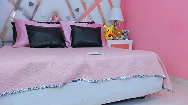 AnngelaSkye online show from 01.22.25