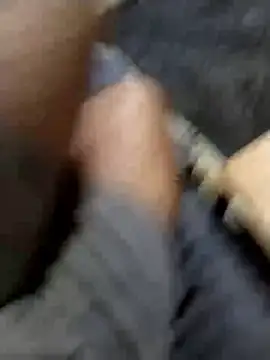 Snapshot of milf_hunter_35 chatting on 04.02.26 milf hunter 35 online show from 04.02.26