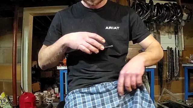 Snapshot of Bigoleslong98765 chatting on 02.25.26 Bigoleslong98765 online show from 02.25.26