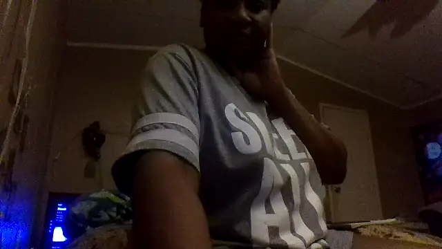 EbonyFetishQueen online show from 10.14.25