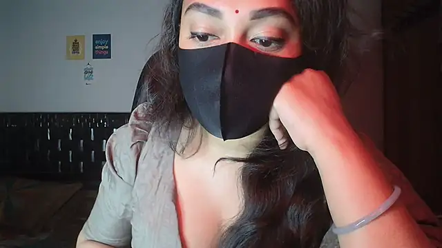 Most-Beautiful-Queen online show from 11.13.25