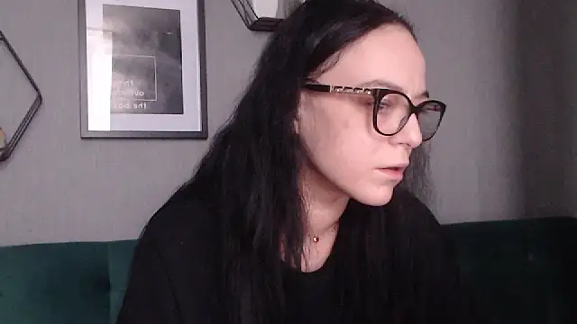 IzabelllNoir online show from 02.18.25