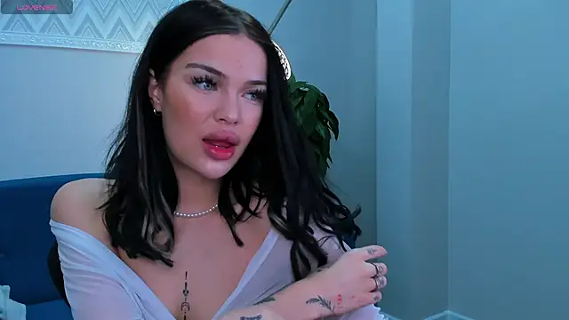 Angel Sapphire  online show from 12.26.24