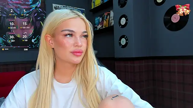 Angel Sapphire  online show from 03.12.25