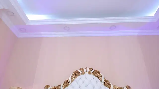 AdelinaVans online show from 09.09.25