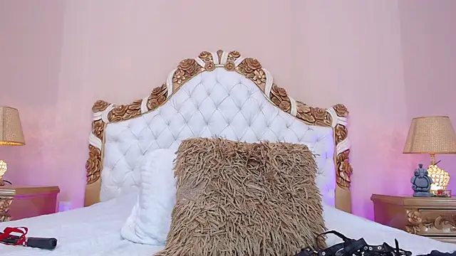 AdelinaVans online show from 09.10.25