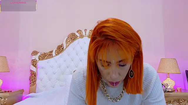 AdelinaVans online show from 10.10.25