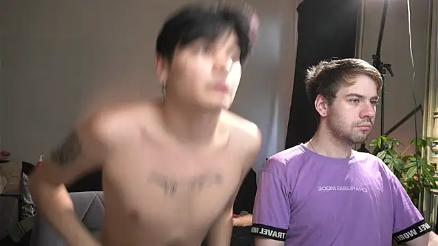 Snapshot of cherrydany chatting on 09.09.25 cherrydany online show from 09.09.25