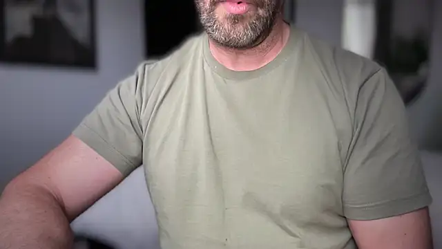 Mr Beef online show from 03.06.26