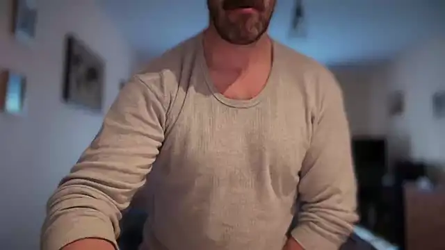 Mr Beef online show from 04.11.26