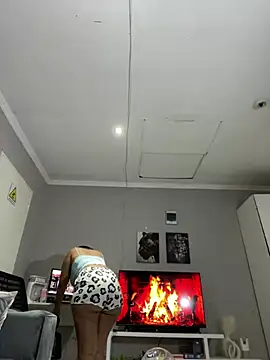 Bootyfulbarbiie online show from 12.13.24