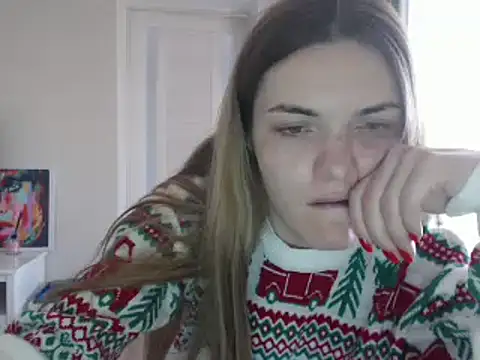 Snapshot of _JustmeHere_ chatting on 12.17.24 JustmeHere online show from 12.17.24