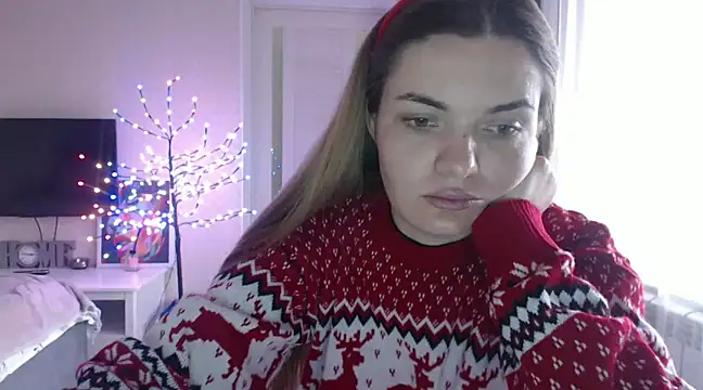 Snapshot of _JustmeHere_ chatting on 12.20.24 JustmeHere online show from 12.20.24