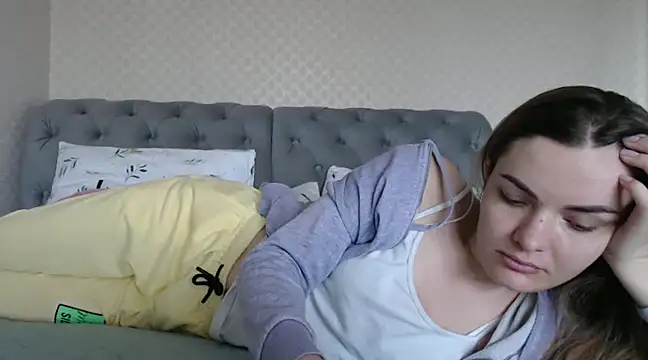 Snapshot of _JustmeHere_ chatting on 02.13.25 JustmeHere online show from 02.13.25