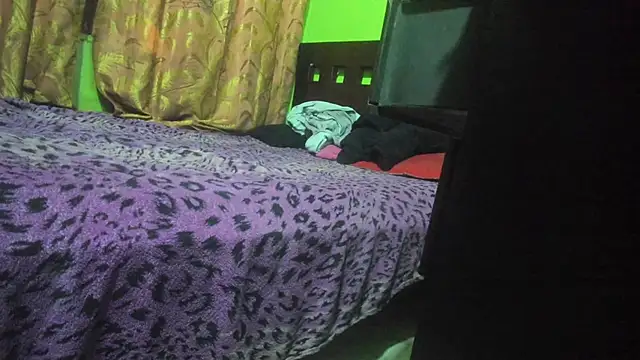 Brenda Smith69 online show from 12.20.25