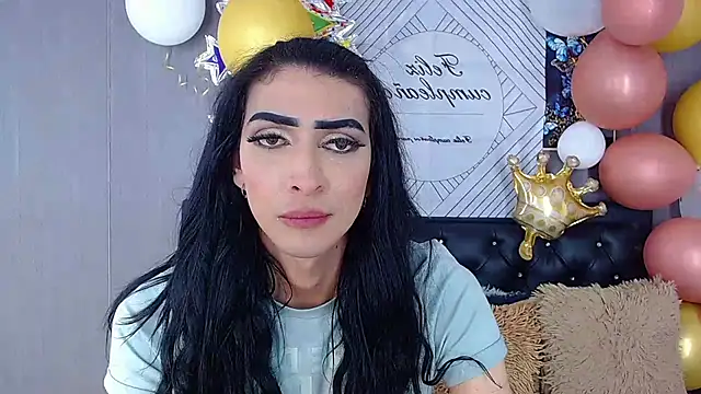 Snapshot of Evelynn_sex_ chatting on 01.11.25 Evelynn sex online show from 01.11.25