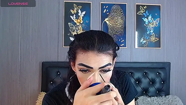 Snapshot of Evelynn_sex_ chatting on 02.14.25 Evelynn sex online show from 02.14.25