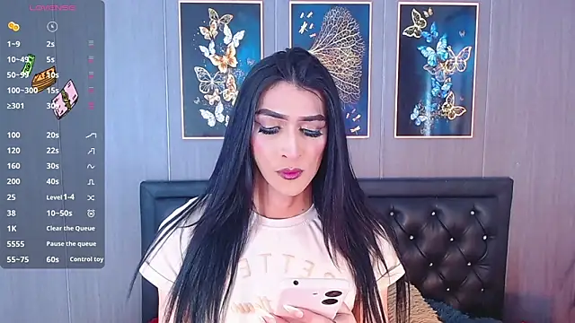 Snapshot of Evelynn_sex_ chatting on 03.19.25 Evelynn sex online show from 03.19.25