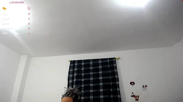 Snapshot of Uzziah_Sabag chatting on 02.06.26 Uzziah Sabag online show from 02.06.26