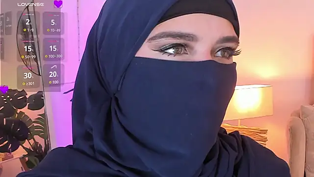 anna-henao online show from 03.18.26