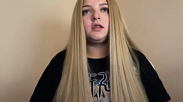 SweetPaige  online show from 01.21.25