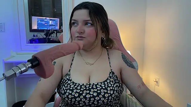 SweetPaige  online show from 09.30.25