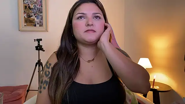 Snapshot of SweetPaige_ chatting on 02.01.26 SweetPaige online show from 02.01.26