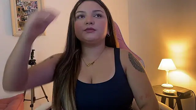 Snapshot of SweetPaige_ chatting on 02.05.26 SweetPaige online show from 02.05.26