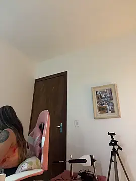 Snapshot of SweetPaige_ chatting on 02.10.26 SweetPaige online show from 02.10.26