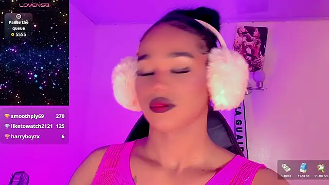 naomy  xx online show from 12.14.25