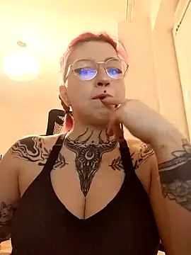 divine eve online show from 02.28.25