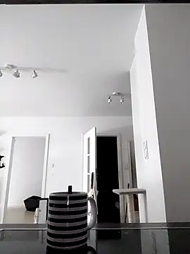 Snapshot of divine_eve chatting on 02.18.26 divine eve online show from 02.18.26