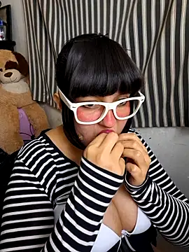 Derry Cooper online show from 12.21.25