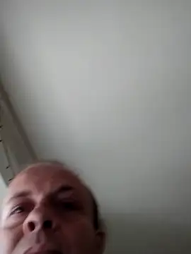 Snapshot of 1Kalandor@xh chatting on 10.16.25 1Kalandorxh online show from 10.16.25