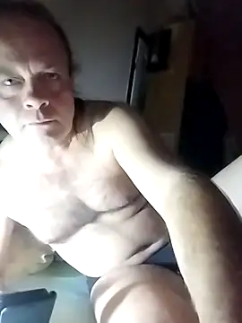 Snapshot of 1Kalandor@xh chatting on 12.17.25 1Kalandorxh online show from 12.17.25