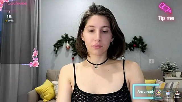 Snapshot of marrycolins chatting on 12.30.24 marrycolins online show from 12.30.24