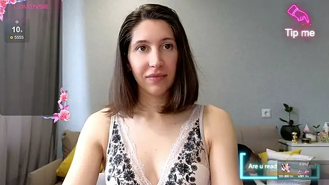 Snapshot of marrycolins chatting on 03.03.25 marrycolins online show from 03.03.25