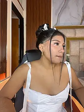 LinnaGardenia online show from 01.07.26