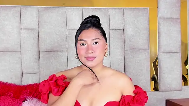 LinnaGardenia online show from 02.27.26