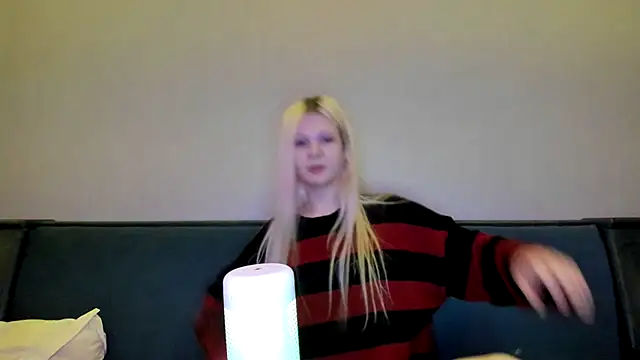 Snapshot of sashakiss99 chatting on 01.02.25 sashakiss99 online show from 01.02.25