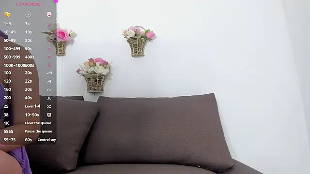 Snapshot of Ahlam__ chatting on 11.06.25 Ahlam online show from 11.06.25